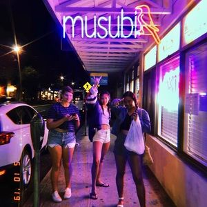 Meet your Posher, Pele